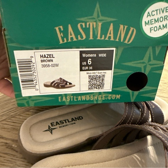 Eastland Hazel Leather Sandals Shoes Size 6 New in Box - Picture 6 of 6